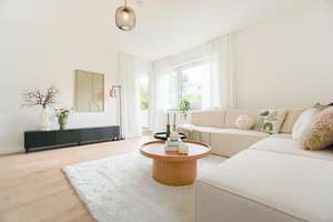 SOFORT FREI: Helle Drei-Zimmer-WHG mit Balkon in der Neustadt