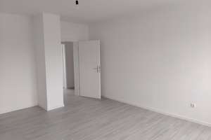 Renovierte 3 Zimmer Wohnung mit Balkon in Gelsenkirchen zu vermieten – Grimmstraße 22, 45883 Heßler, Gelsenkirchen – Vorschaubild 2