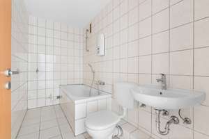 Mehr Raum für Ihre Familie - helle 4-Zimmer-Wohnung mit West-Balkon, Aufzug und Außenstellplatz – Die vollständige Adresse der Immobilie erhältst du vom Anbieter., 22145 Rahlstedt, Hamburg – Vorschaubild 15