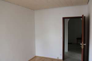 3 Zi. Whg. mit Balkon und Garage in Nbg. Großreuth b. Schweinau – Die vollständige Adresse der Immobilie erhältst du vom Anbieter., 90431 Großreuth bei Schweinau, Nürnberg – Vorschaubild 9