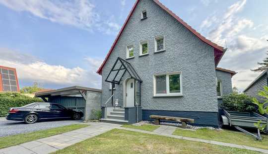 Bild von Freistehendes Einfamilienhaus in ruhiger Lage mit großem Grundstück
