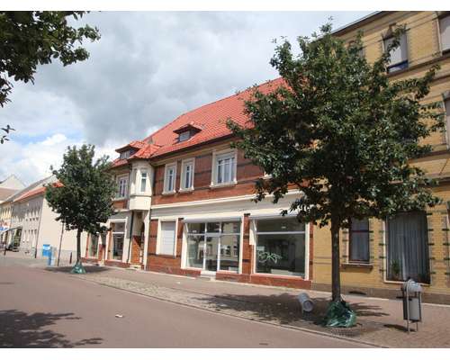 Straßenansicht