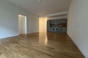 *Treppenmuffel aufgepasst - helle Erdgeschosswohnung direkt am Wasser* – Heidestraße 21, 10557 Moabit, Berlin – Vorschaubild 3