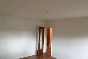 2-Zimmer-Wohnung mit Balkon – Die vollständige Adresse der Immobilie erhältst du vom Anbieter., 93059 Reinhausen, Regensburg – Vorschaubild 2