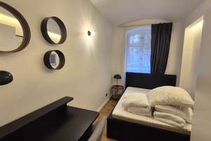 ANFRAGEN ÜBER DAS KONTAKTFELD! Schöne, möblierte und WG-geeignete 3-Zimmer-Wohnung im Altbaudenkmal – Torstraße 85, 10119 Prenzlauer Berg, Berlin – Vorschaubild 2