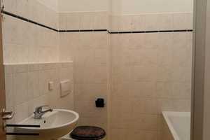 Nette 2-Raum-Wohnung mit EBK und Balkon zwischen Hasselbachplatz und Uniklinik! – Hellestr. 2 a, 39112 Magdeburg – Vorschaubild 12