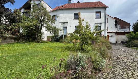 Bild von Einfamilienhaus + Nebengebäude, Garage sowie großzügigem Garten in 61137 Schöneck-Kilianstädten