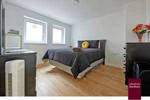 Außergewöhnliche 7-Zi.-Mais.-Whng. mit ca. 223 m² Wfl., Terrasse, großem Balkon & eigenem Garten +++ – Parasolstraße 31, 70599 Schönberg, Stuttgart – Vorschaubild 23