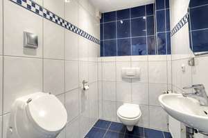 Dreigiebelhaus mit Kamin, Wintergarten & Südgrundstück – Die vollständige Adresse der Immobilie erhältst du vom Anbieter., 45891 Erle, Gelsenkirchen – Vorschaubild 4