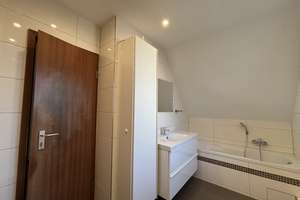 Provisonsfreies Einfamilienhaus im Süden Berlins!!  – Die vollständige Adresse der Immobilie erhältst du vom Anbieter., 12353 Buckow, Berlin – Vorschaubild 45