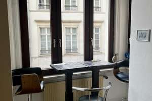 Ein vollkommener Altbautraum mit Ausblick/ Balkon auf den Marktplatz! – Marktstraße 9, 65183 Mitte, Wiesbaden – Vorschaubild 6