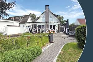 Modernes Zweifamilienhaus mit traumhaftem Garten in ruhiger Wohnlage in Hamburg - Wentzel Dr. – Die vollständige Adresse der Immobilie erhältst du vom Anbieter., 22119 Billstedt, Hamburg – Vorschaubild 1