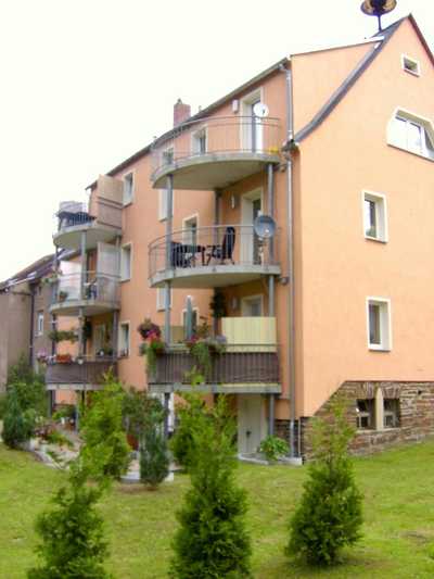 Sonnige Wohnung mit Balkon und Blick ins Grüne