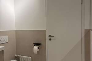 Charmante, hochwertig sanierte, vollmöblierte 1-Zimmer-Wohnung (46 m²) in Wiesbaden zu vermieten – Erich-Ollenhauer-Straße 34 f, 65187 Biebrich, Wiesbaden – Vorschaubild 5