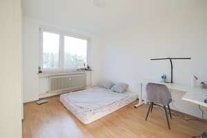 Grandiose Aussicht - 2 Zimmer mit West-Loggia – Die vollständige Adresse der Immobilie erhältst du vom Anbieter., 81927 Englschalking, München – Vorschaubild 4