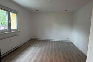 Sehr schöne 3-Zimmer Wohnung mit Einbauküche u. Balkon – Borsigstr 17, 38112 Viewegsgarten-Bebelhof, Braunschweig – Vorschaubild 7