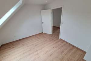2021 teilsanierte und gut geschnittene DG-Wohnung! Jetzt Chance ergreifen! – Westfälische Straße 4a, 46177 Osterfeld-Ost, Oberhausen – Vorschaubild 8