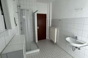 Schöne 2-Zimmer-Wohnung mit Balkon steht in Bergeborbeck zur Vermietung frei – Oskar-Pannen-Str. 8, 45355 Bergeborbeck, Essen – Vorschaubild 10