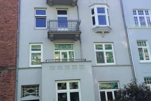 106 m² Altbau 4 Zimmer, Dielen, Wohnküche EBK, Vollbad, 2 Balkone, Keller, WM und Fahrradstellplatz – Die vollständige Adresse der Immobilie erhältst du vom Anbieter., 23554 Sankt Lorenz Nord, Lübeck – Vorschaubild 13