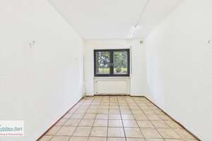GRENZNÄHE: WOHNHAUS MIT 325 M² WOHN-/NUTZFLÄCHE, GARAGEN UND GARTEN – Die vollständige Adresse der Immobilie erhältst du vom Anbieter., 66693 Mettlach – Vorschaubild 7