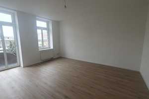2 Zimmer mit Balkon und Einbauküche – Chemnitz – Vorschaubild 1