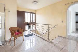 Freistehendes 2 Familienhaus mit Pool und Fernblick in Feldrandlage – 51491 Overath – Vorschaubild 9