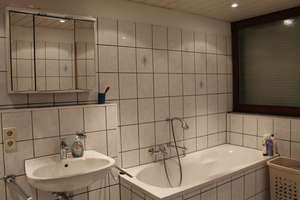 ***Zweifamilienhaus mit großer Scheune 
       und viel Grundstück *** – Die vollständige Adresse der Immobilie erhältst du vom Anbieter., 79189 Bad Krozingen – Vorschaubild 5
