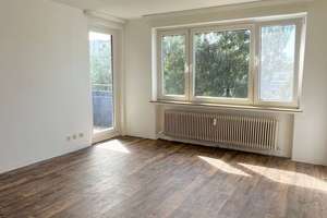 Helle 2-Zimmer-Wohnung mit Loggia, Aufzug in Bremen-Huchting – Robinsbalje 20