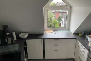 Top 2-Zimmer-Wohnung mit Balkon + EBK + Tiefgaragenplatz - PROVISIONSFREI
