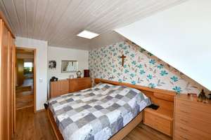 Zweifamilien-Reihenmittelhaus  mit Charme, Platz und Rückzugsidylle – Die vollständige Adresse der Immobilie erhältst du vom Anbieter., 79713 Bad Säckingen – Vorschaubild 18