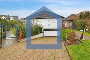 *provisionsfrei* Stilvolles Wohnhaus in Velbert – Ideal für Familien mit Anspruch – Mettmann (Kreis) – Vorschaubild 1