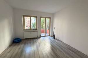 Frisch renovierte 3-Zimmer-Wohnung in Magdeburg-Stadtfeld-Ost mit 2 Balkonen! – Große Diesdorfer Straße 16a, 39108 Stadtfeld Ost, Magdeburg – Vorschaubild 2