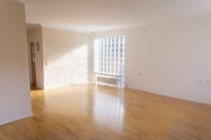 Gut geschnittenes Einfamilienhaus mit Sauna und Garage in ruhiger Lage sucht freundliche Bewohner – Schillerstraße 49, 12305 Berlin – Vorschaubild 10
