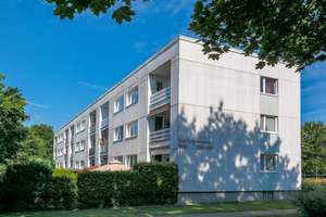 Wohnen im Grünen: Attraktive Wohnung mit schönem Mietergarten und Loggia – Kurt-Schumacher-Ring 220, 38444 Detmerode, Wolfsburg – Vorschaubild 3