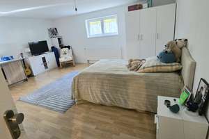 Zweifamilienhaus mit Einliegerwohnung in begehrter Feldrandlage – Die vollständige Adresse der Immobilie erhältst du vom Anbieter., 74357 Bönnigheim – Vorschaubild 11