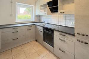 Reihenmittelhaus mit großem Potential auf Erbpachtgrundstück - Ihr neues Zuhause in Lübeck  – Die vollständige Adresse der Immobilie erhältst du vom Anbieter., 23556 Sankt Lorenz Nord, Lübeck – Vorschaubild 2
