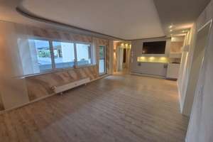 Moderne Aufzugversorgte 2- Zimmer Wohnung in zentraler Lage in Warthausen