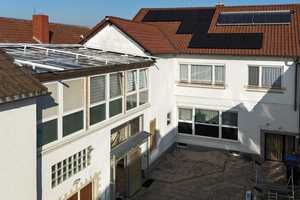 Mehrgenerationenhaus mit Pool – Bad Dürkheim (Kreis) – Vorschaubild 1
