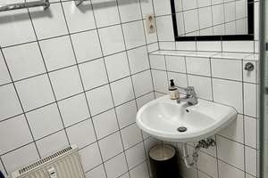 Bezugsfrei in Flingern: 1-Zimmer-Wohnung mit Balkon, Keller und Tiefgarage – Rosmarinstr. 22, 40235 Flingern Nord, Düsseldorf – Vorschaubild 26