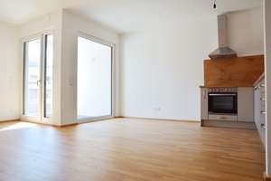 Hochwerige 2-Zimmer-Wohnung mit Einbauküche, Loggia und Tiefgaragenstellplatz in München-Obermenzing – Hermine-von-Parish-Straße xx, 81245 Neupasing, München – Vorschaubild 3