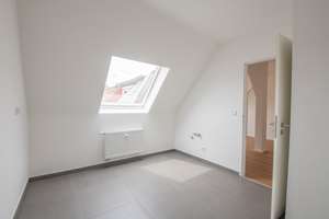 Erstbezug: Lichtdurchflutete Dachgeschoss-Wohnung mit Terrasse, moderner Ausstattung und in Top-Lage – Bismarckstraße 61a, 13585 Spandau (Ortsteil), Berlin – Vorschaubild 5