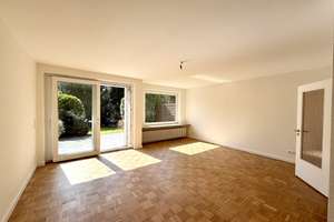 Teilmodernisiertes Mittelreihenhaus im grünen Volksdorf! – Die vollständige Adresse der Immobilie erhältst du vom Anbieter., 22359 Volksdorf, Hamburg – Vorschaubild 2