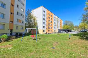 mit Einbauküche und sonnigem Südwest-Balkon – Am Bernsdorfer Hang 13, 9126 Bernsdorf, Chemnitz – Vorschaubild 8