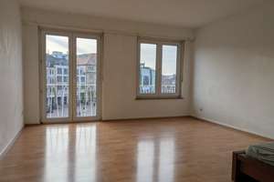 Wohnen am Puls der Stadt: Großzügige 3-Zimmer-Wohnung direkt am Marktplatz – Marktplatz 11, 64283 Mitte, Darmstadt – Vorschaubild 5