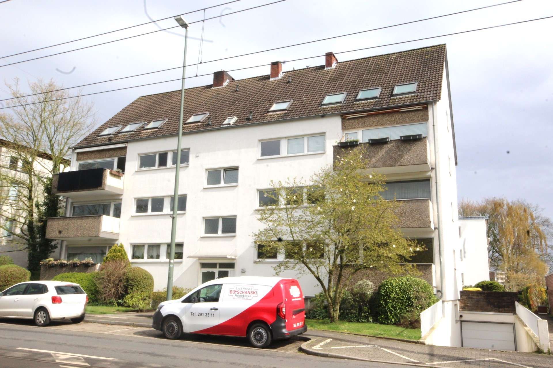 Für den Käufer provisionsfrei: 3-Zimmer-Wohnung mit Balkon in Düsseldorf-Volmerswerth, Düsseldorf – Bild 1