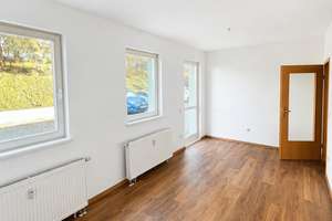 Barrierefrei erreichbare 2-Zimmer-Eigentumswohnung mit Stellplatz in Bad Liebenstein – Die vollständige Adresse der Immobilie erhältst du vom Anbieter., 36448 Bad Liebenstein – Vorschaubild 2