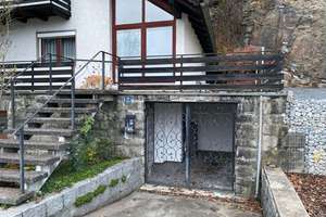 Großzügiges Einfamilienhaus mit sonniger Rundum-Terrasse, Garten und Doppelgarage in Hacklberg! – Die vollständige Adresse der Immobilie erhältst du vom Anbieter., 94034 Hacklberg, Passau – Vorschaubild 2
