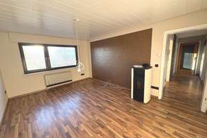 Ein Haus - viele Nutzungsmöglichkeiten, mit Ausbaupotenzial – Die vollständige Adresse der Immobilie erhältst du vom Anbieter., 71101 Schönaich – Vorschaubild 1