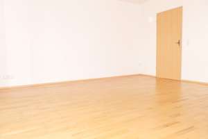 3-Zimmer-Wohnung mit Balkon, Gartenanteil und Garage – Die vollständige Adresse der Immobilie erhältst du vom Anbieter., 83666 Waakirchen – Vorschaubild 6