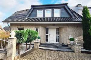 EXKLUSIVES FREISTEHENDES EFH: IHR NEUES FAMILIENDOMIZIL IN ÜBACH-PALENBERG – Die vollständige Adresse der Immobilie erhältst du vom Anbieter., 52531 Übach-Palenberg – Vorschaubild 1